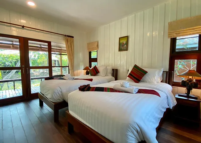Resort Maikaew Damnoen