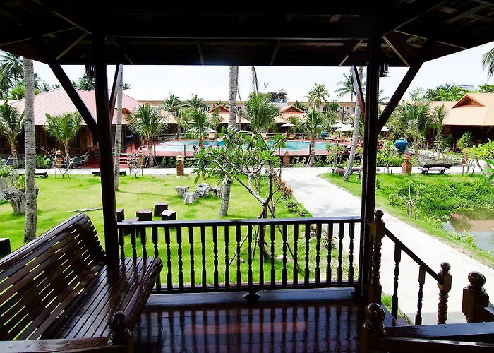 Maikaew Damnoen Resort 4*